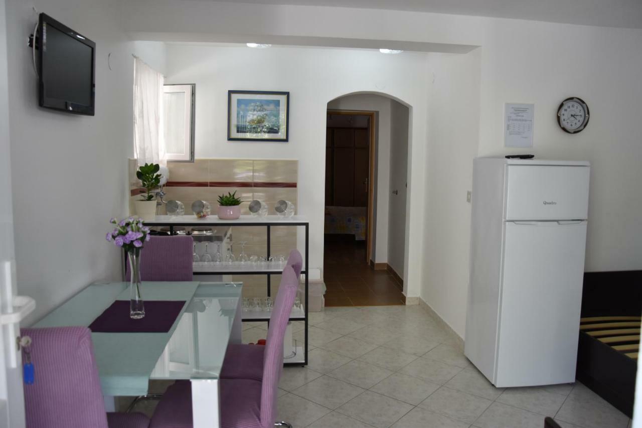 Apartmani Novosel Šilo Eksteriør bilde